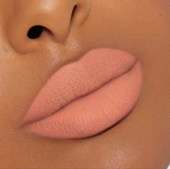 Kylie Cosmetics Matte Liquid Lipstick in Another Day, Another Nude - Picture 4 of 10